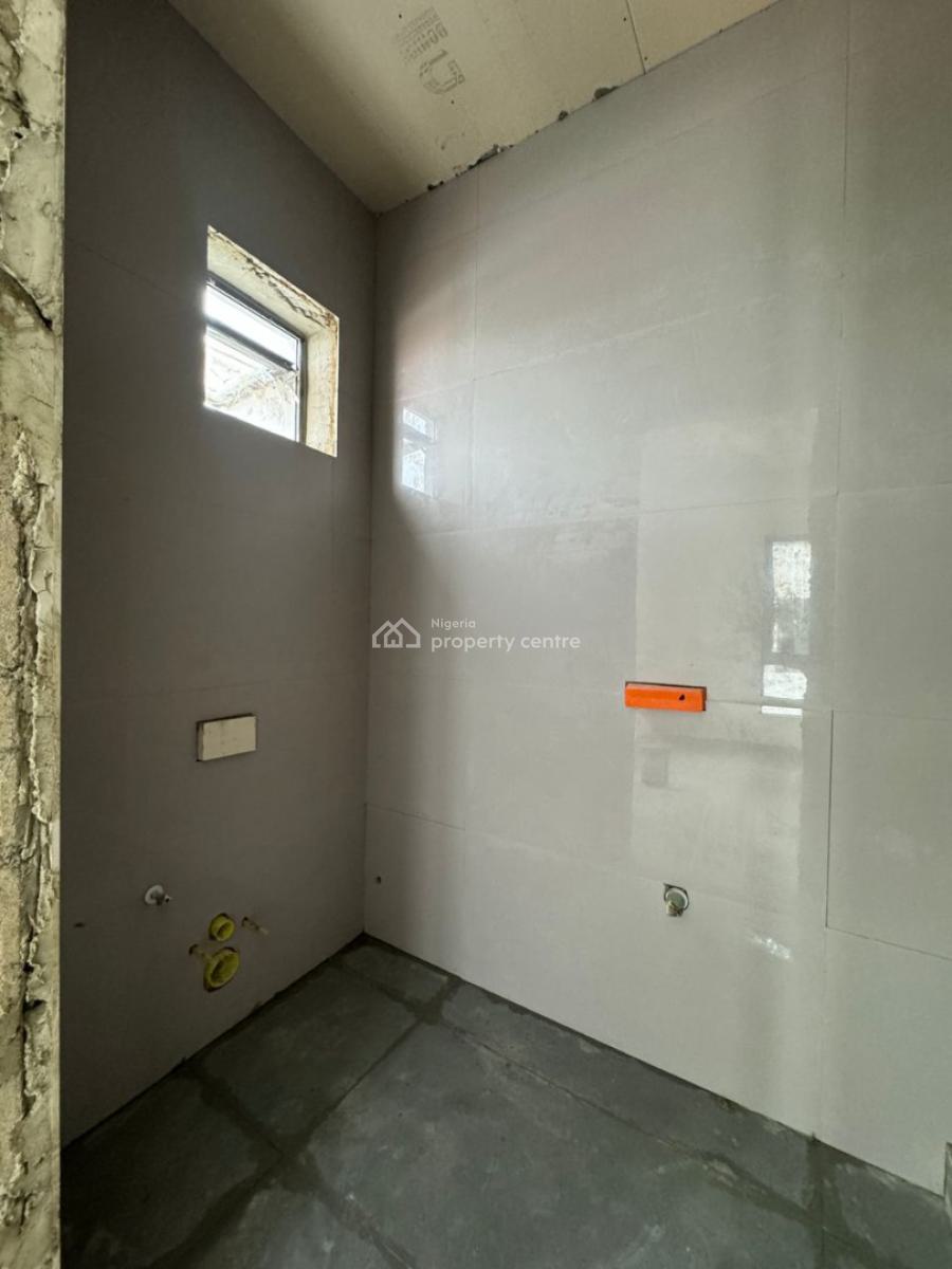 2 Bedroom Penthouse with Bq, Lekki Phase 1, Lekki, Lagos, House for Sale