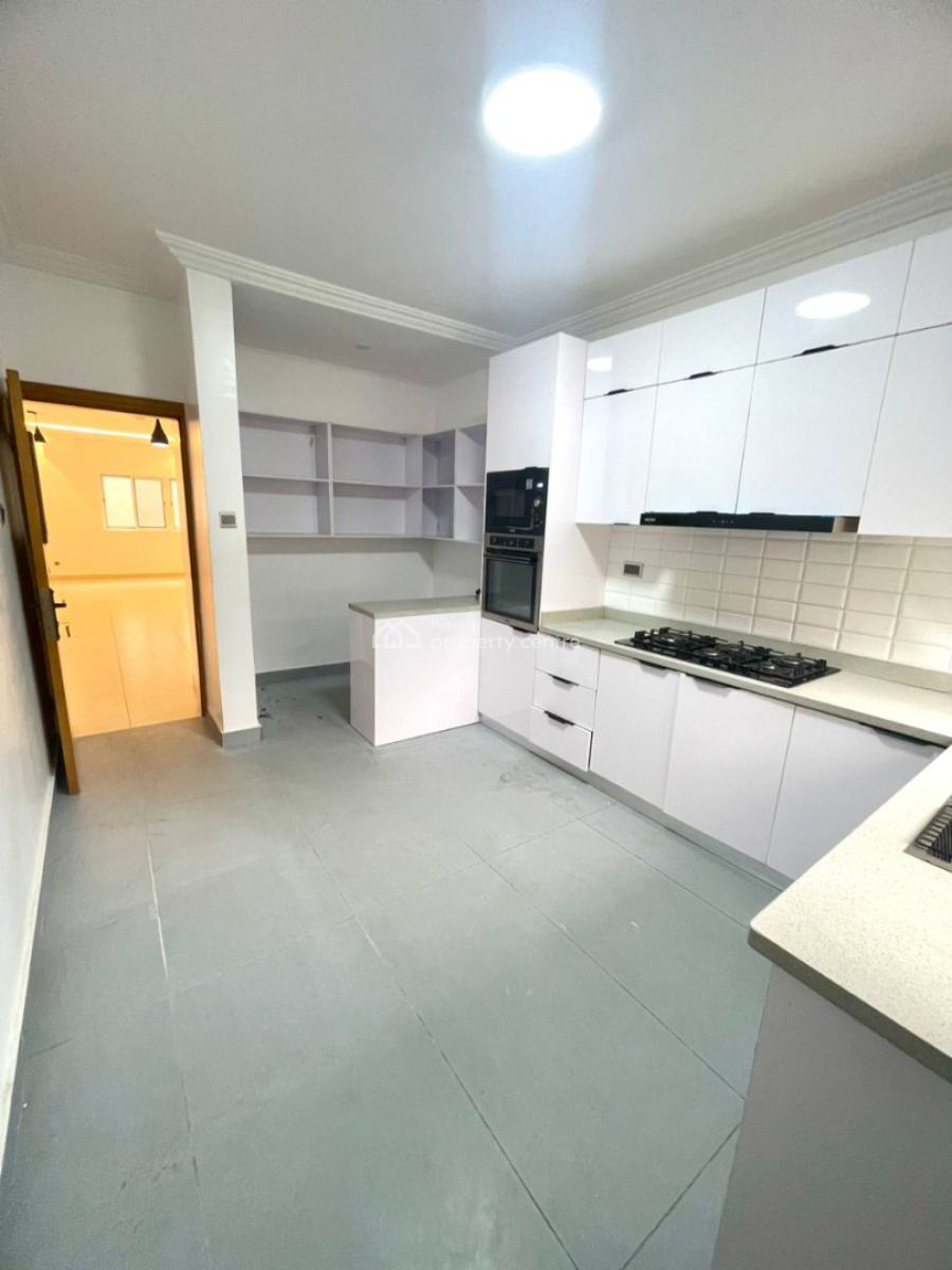 Serviced 4 Bedroom Terrace with Bq, Admiralty Way, Lekki Phase 1, Lekki, Lagos, House for Rent