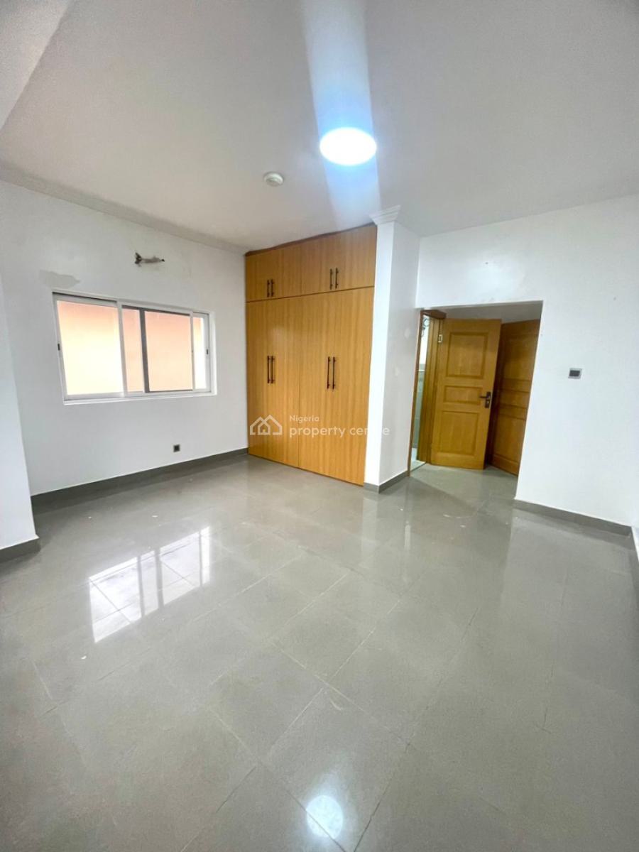 Serviced 4 Bedroom Terrace with Bq, Admiralty Way, Lekki Phase 1, Lekki, Lagos, House for Rent