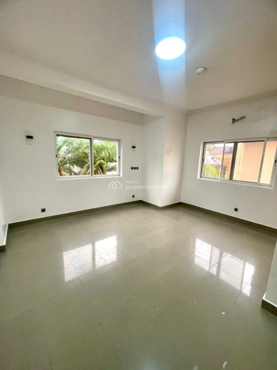 Serviced 4 Bedroom Terrace with Bq, Admiralty Way, Lekki Phase 1, Lekki, Lagos, House for Rent