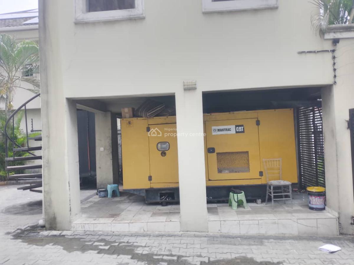 3 Bedroom Apartment with a Room Bq, Agungi Estate, Agungi, Lekki, Lagos, Flat / Apartment for Sale