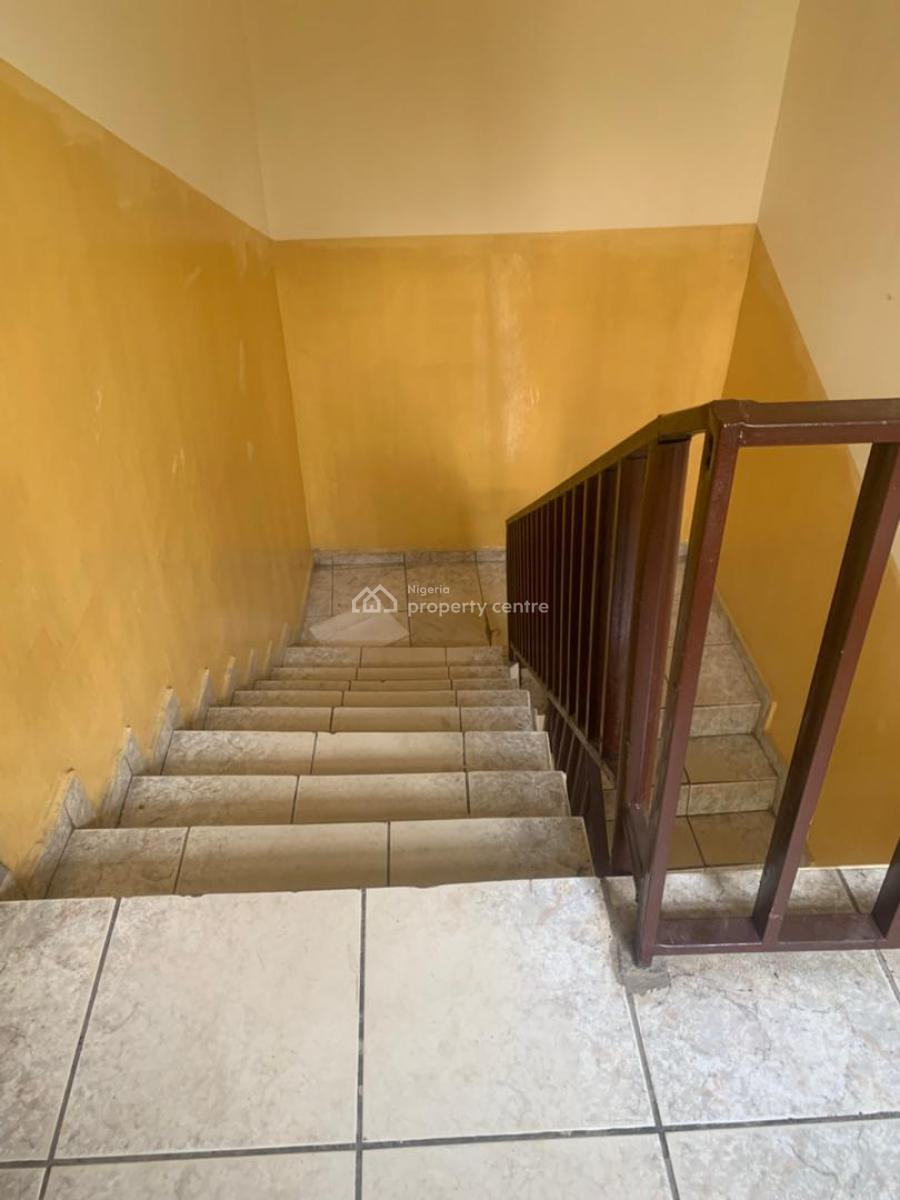4 Bedrooms Flat First Floor, By Jimmy Carter Street, Area 11, Garki, Abuja, Flat / Apartment for Rent
