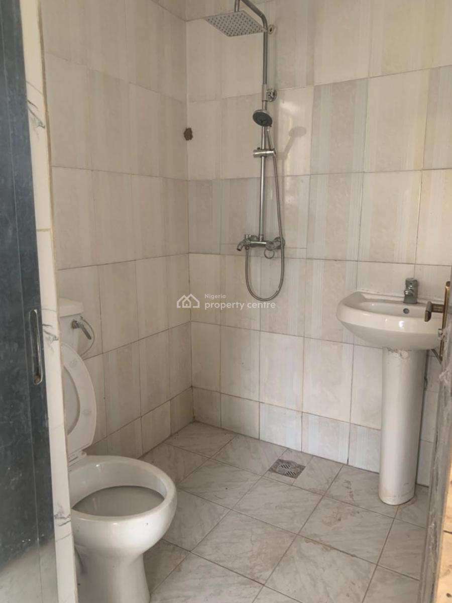 4 Bedrooms Flat First Floor, By Jimmy Carter Street, Area 11, Garki, Abuja, Flat / Apartment for Rent