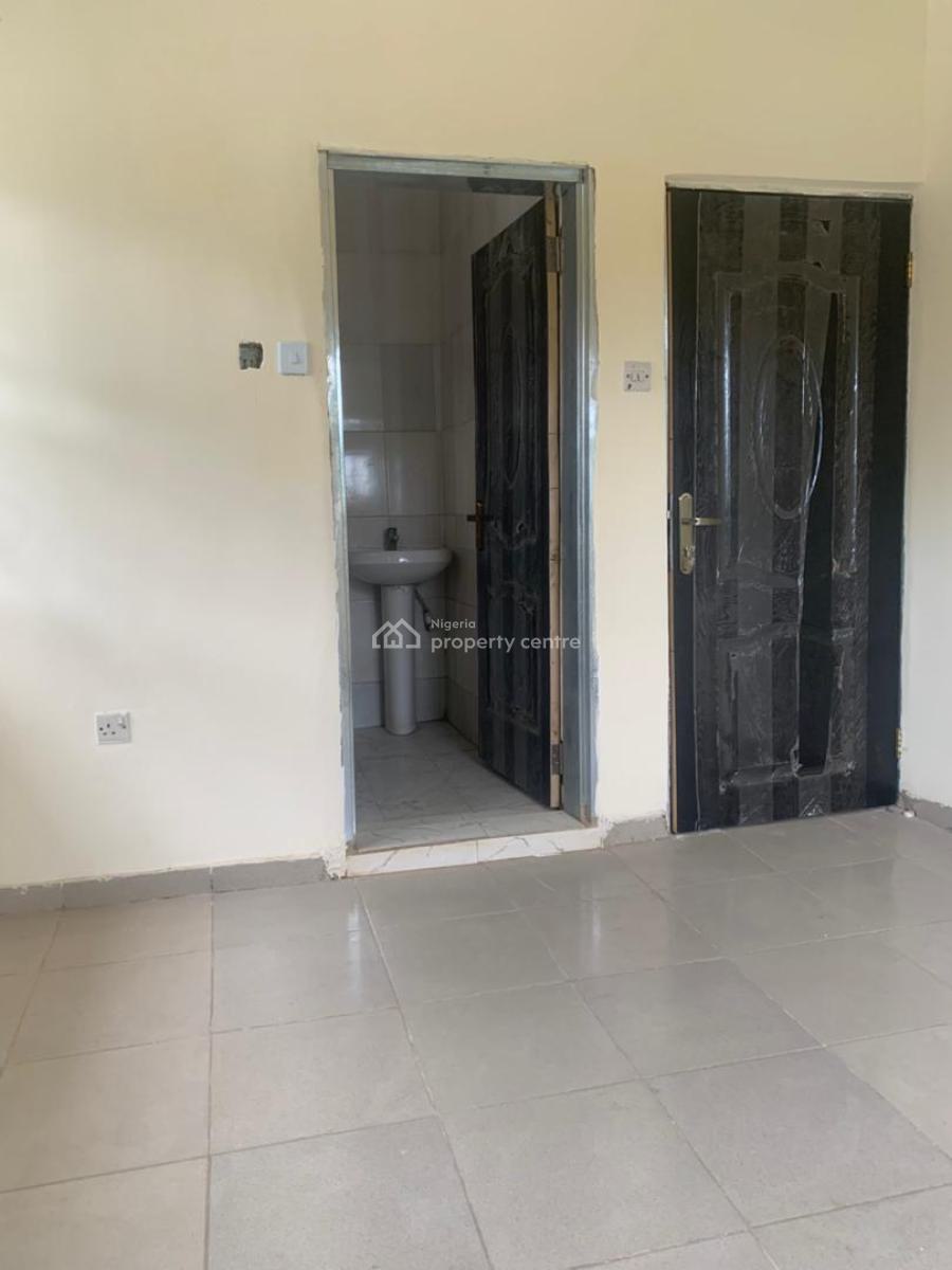 4 Bedrooms Flat First Floor, By Jimmy Carter Street, Area 11, Garki, Abuja, Flat / Apartment for Rent