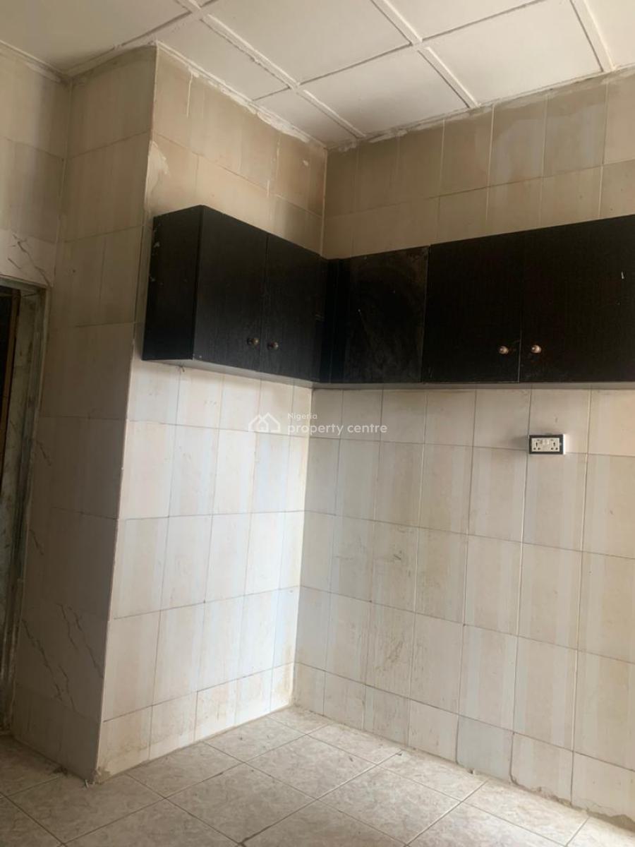 4 Bedrooms Flat First Floor, By Jimmy Carter Street, Area 11, Garki, Abuja, Flat / Apartment for Rent