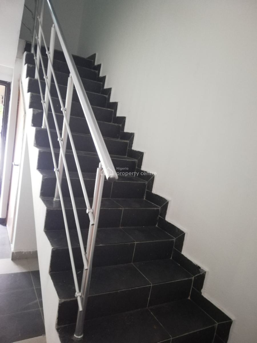 Well Maintained Four Bedroom Terraced, Albertons Court No 18, Road 13, Ikota Gra, Ikota, Lekki, Lagos, House for Rent