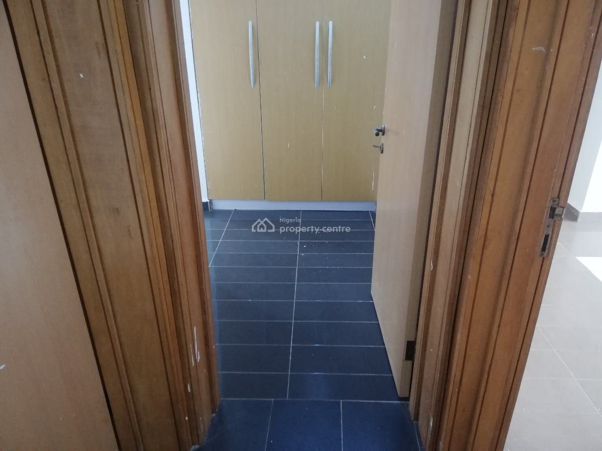 Well Maintained Four Bedroom Terraced, Albertons Court No 18, Road 13, Ikota Gra, Ikota, Lekki, Lagos, House for Rent