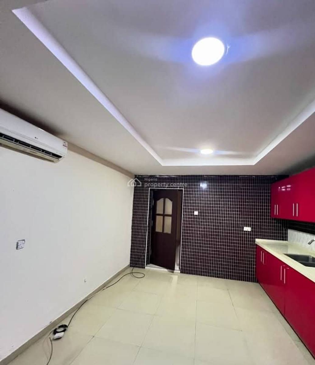Spacious 3 Bedroom Apartment, Victoria Island (vi), Lagos, Flat / Apartment for Rent