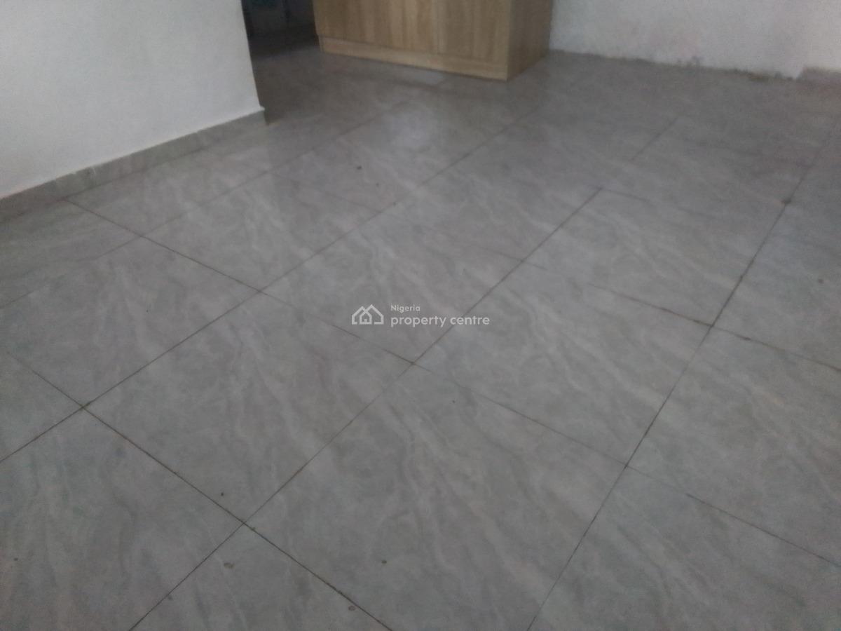Spacious Luxury Selfcon with Excellent Features, Muniru Street, Ogombo, Ajah, Lagos, Self Contain (single Rooms) for Rent