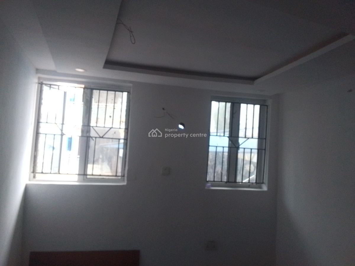 Spacious Luxury Selfcon with Excellent Features, Muniru Street, Ogombo, Ajah, Lagos, Self Contain (single Rooms) for Rent
