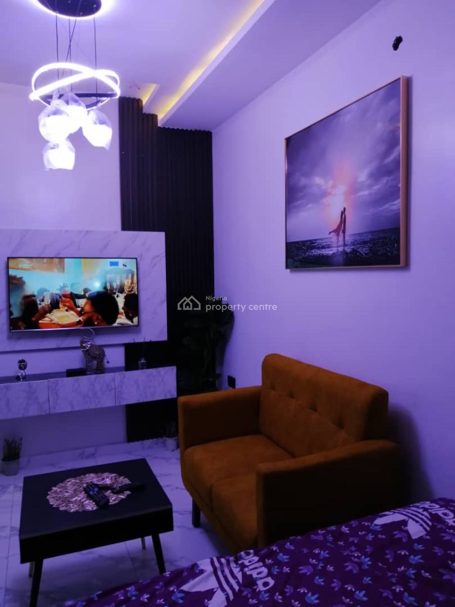 Cozy Studio Apartment, Yaba, Lagos, Flat / Apartment Short Let