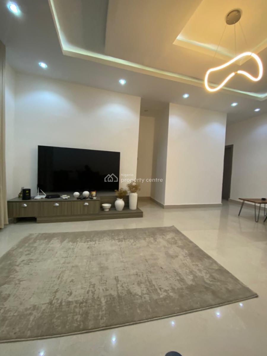 2-bedroom Apartment in Lekki Phase 1   2 Bed  2 Bath  3 Toilet  Open, Lekki Phase 1, Lekki, Lagos, Flat / Apartment for Sale
