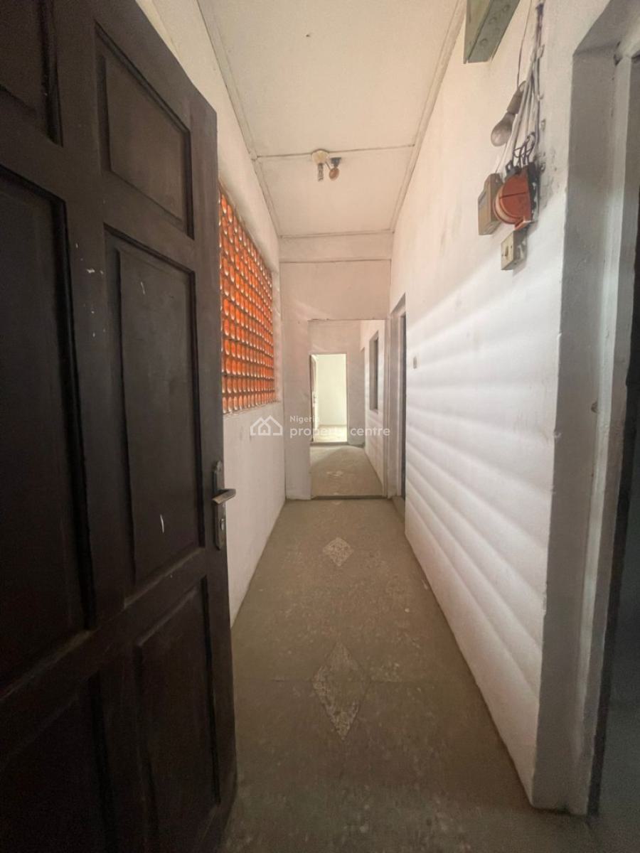 Spaciously Built 2 Bedroom Flat (office Use), Borno Way, Ebute Metta West, Yaba, Lagos, Office Space for Rent