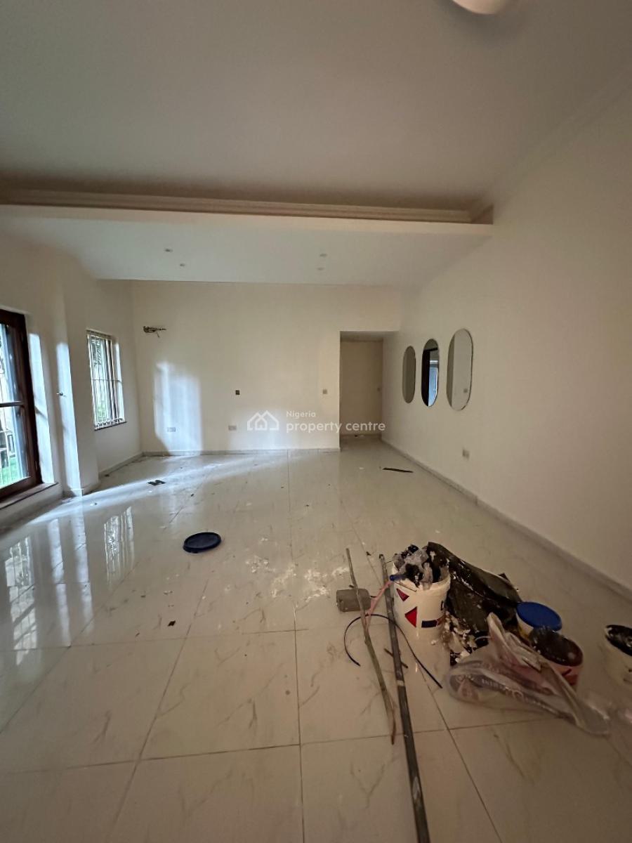 Neatly Built 2 Bedroom Apartment, Victoria Island (vi), Lagos, Flat / Apartment for Rent