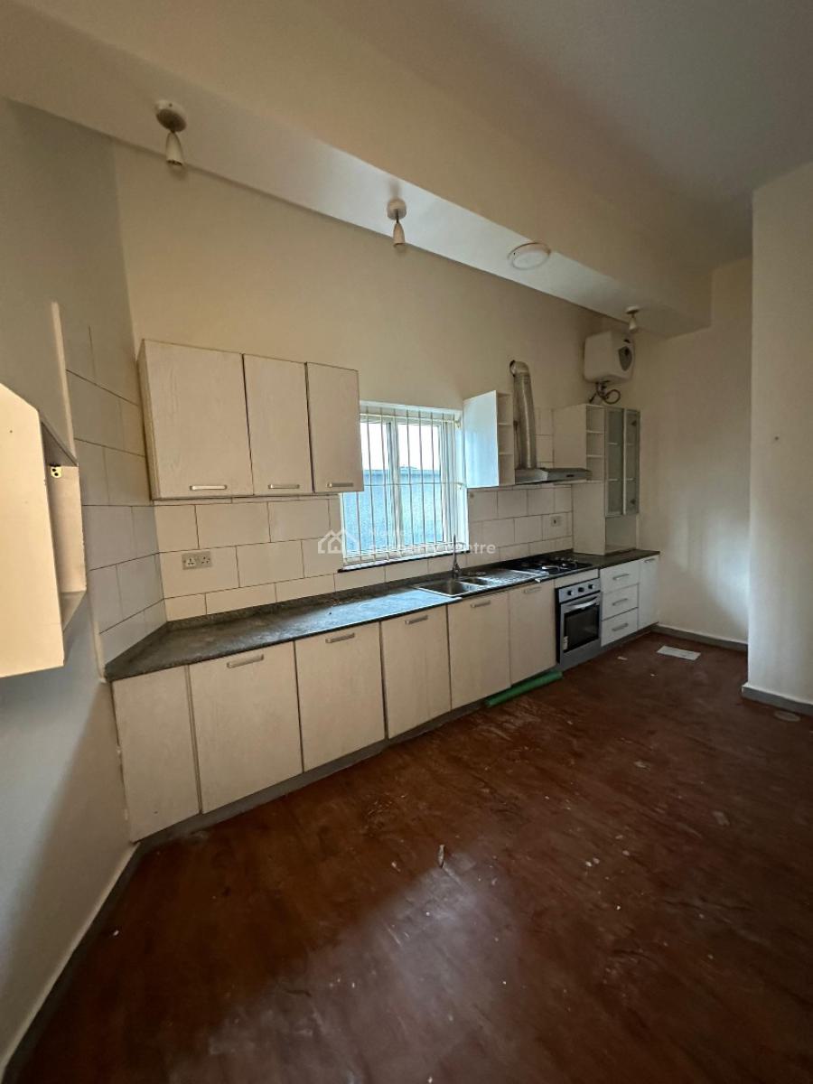 Neatly Built 2 Bedroom Apartment, Victoria Island (vi), Lagos, Flat / Apartment for Rent