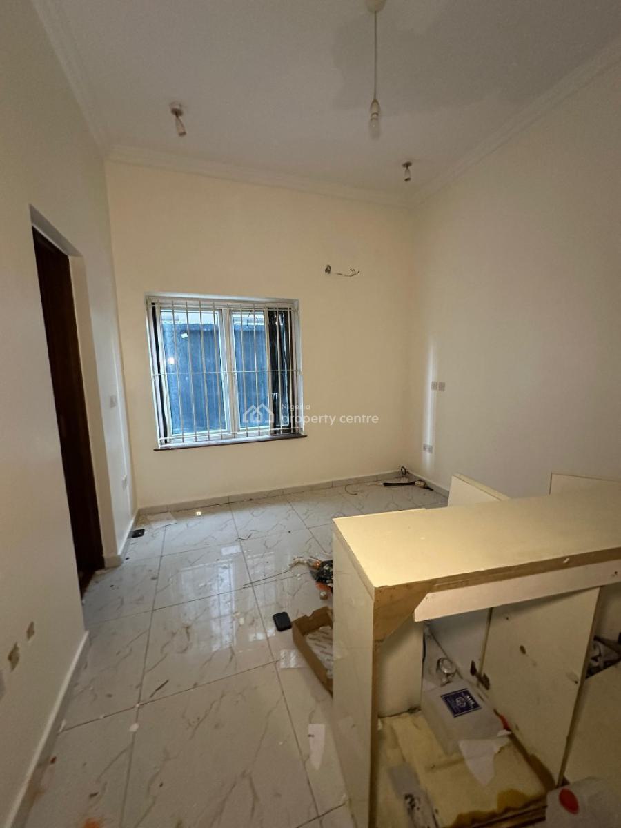 Neatly Built 2 Bedroom Apartment, Victoria Island (vi), Lagos, Flat / Apartment for Rent