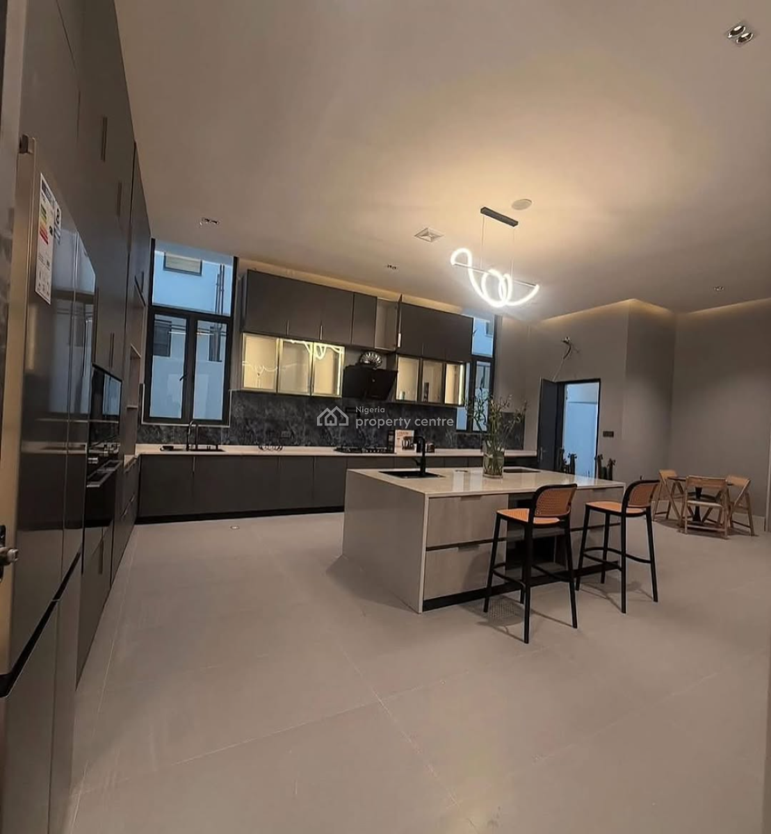 Luxury 8 Bedrooms Home, Asokoro District, Abuja, Detached Duplex for Sale