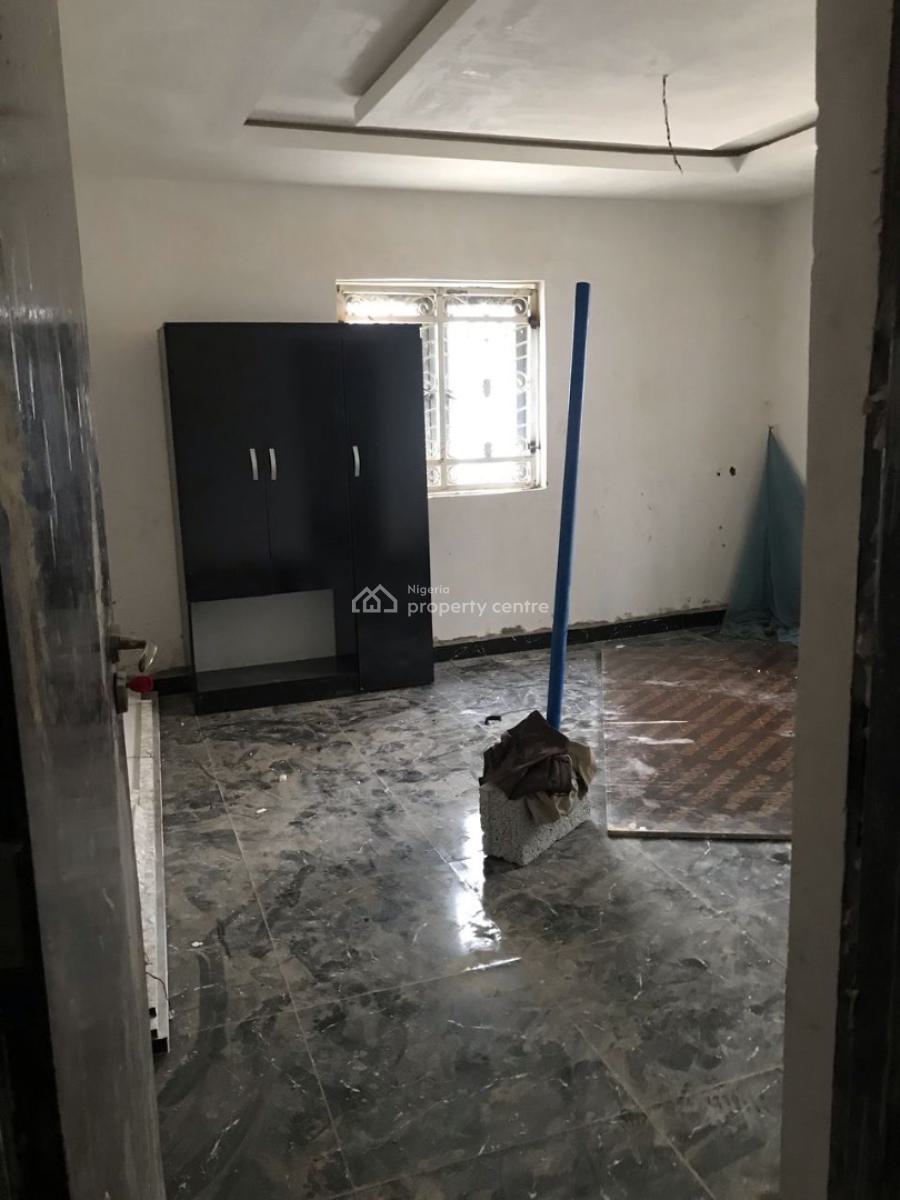 Beautiful Spacious 2 Bedroom Apartment, Von Estate Road, Lugbe District, Abuja, Flat / Apartment for Rent