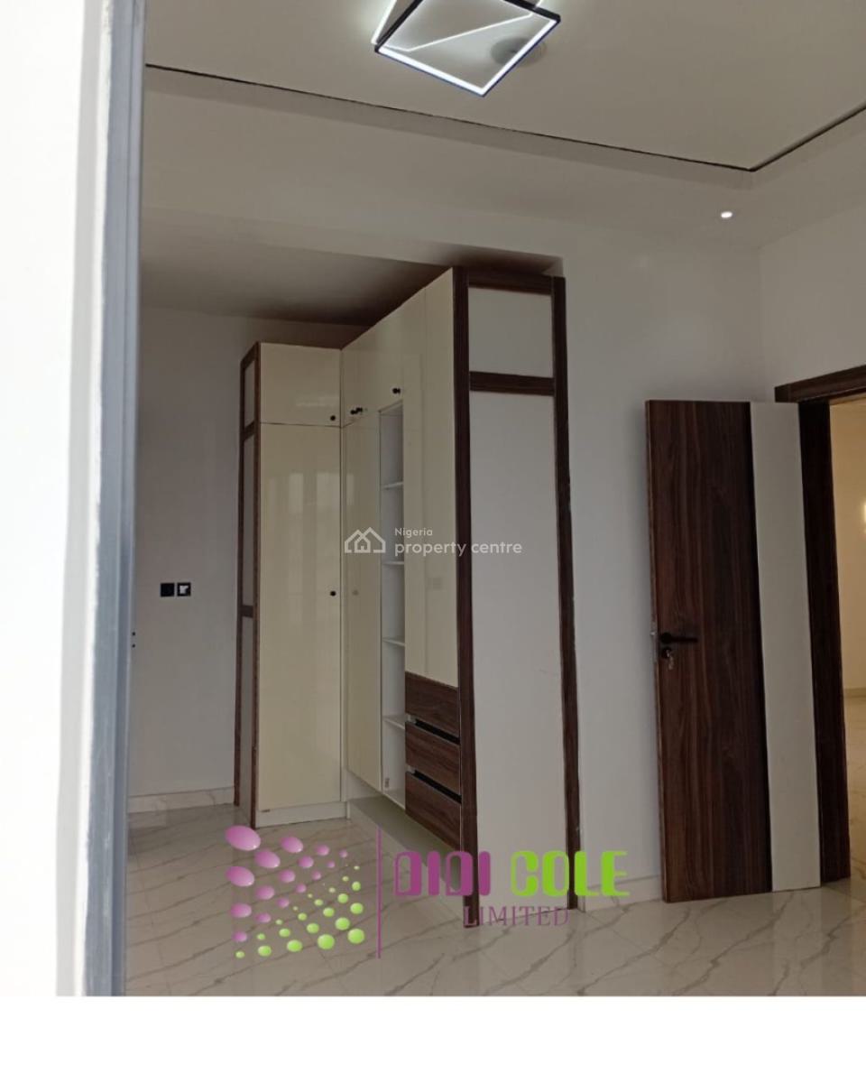 3 Bedroom Flat, Lekki Phase 1, Lekki, Lagos, Flat / Apartment for Rent
