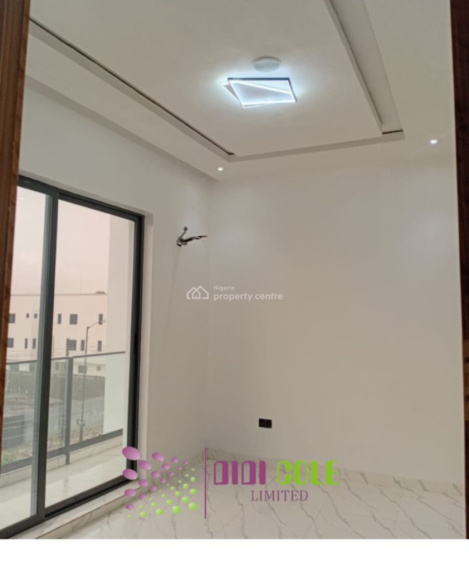 3 Bedroom Flat, Lekki Phase 1, Lekki, Lagos, Flat / Apartment for Rent