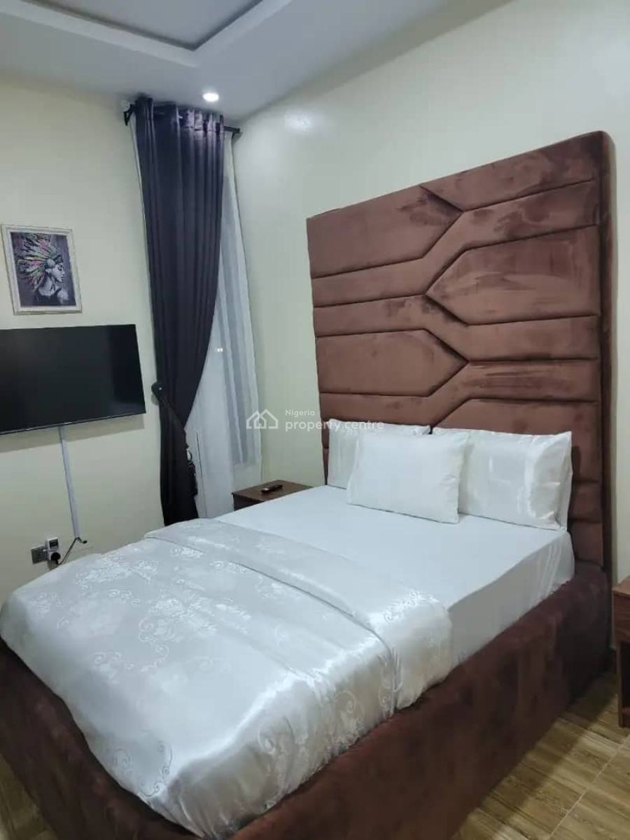 Luxury 3 Bedroom Airbnb Apartment, Lekki, Lagos, Flat / Apartment Short Let