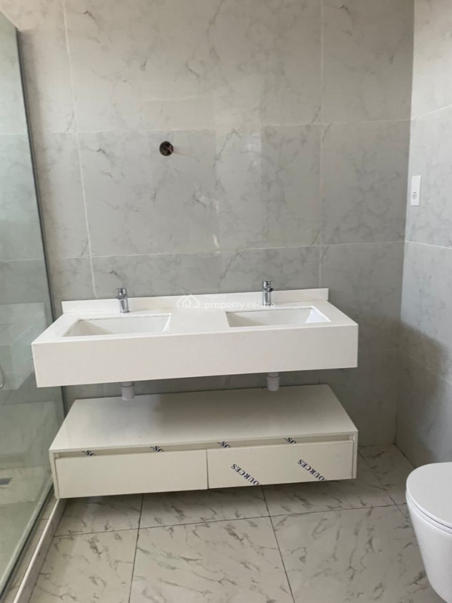 Luxurious 4 Bedroom Apartment with Bq, Banana Island, Ikoyi, Lagos, Flat / Apartment for Rent