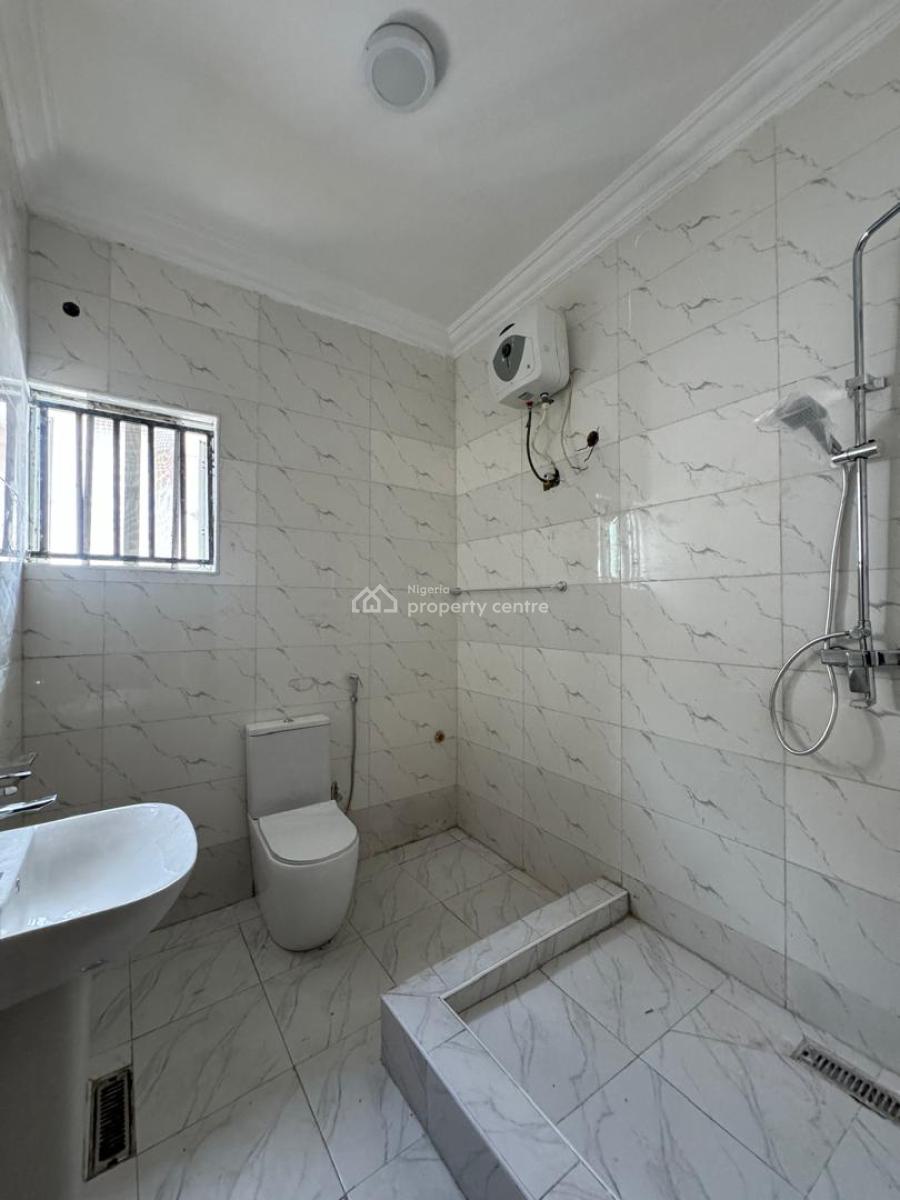 3 Bedroom Apartment with Bq, Lekki Phase 1, Lekki, Lagos, Flat / Apartment for Rent