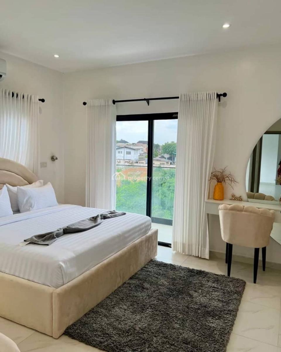 Exquisitely Furnished 1 Bedroom Apartment Ikeja Lagos Nigeria  ., Ikeja, Lagos, House Short Let