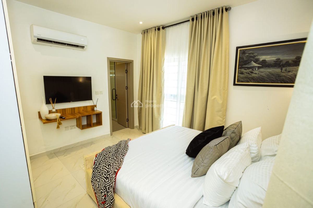 Exquisitely Furnished 2 Bedroom Apartment in The Heart of Ikeja, Adeniyi Jones, Ikeja, Lagos, House Short Let