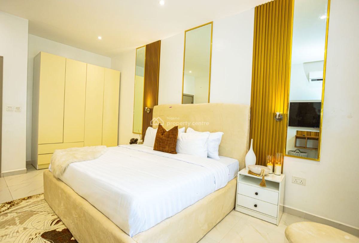 Exquisitely Furnished 2 Bedroom Apartment in The Heart of Ikeja, Adeniyi Jones, Ikeja, Lagos, House Short Let