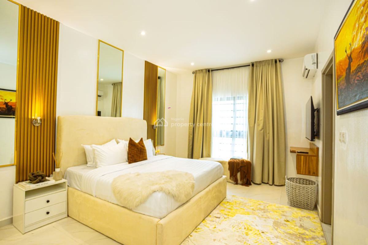 Exquisitely Furnished 2 Bedroom Apartment in The Heart of Ikeja, Adeniyi Jones, Ikeja, Lagos, House Short Let