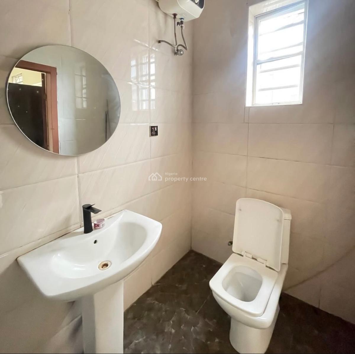 Well Built 4 Bedroom Terrace Duplex Now Available, Chevron, Lekki, Lagos, Terraced Duplex for Rent