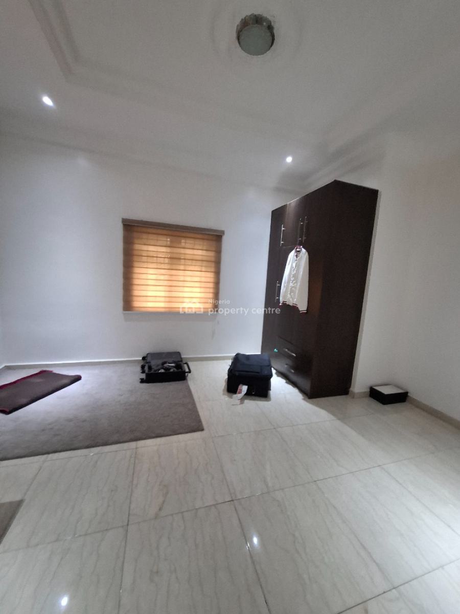 Serviced 3 Bedroom Apartment, Area 5, Garki, Abuja, Flat / Apartment for Rent