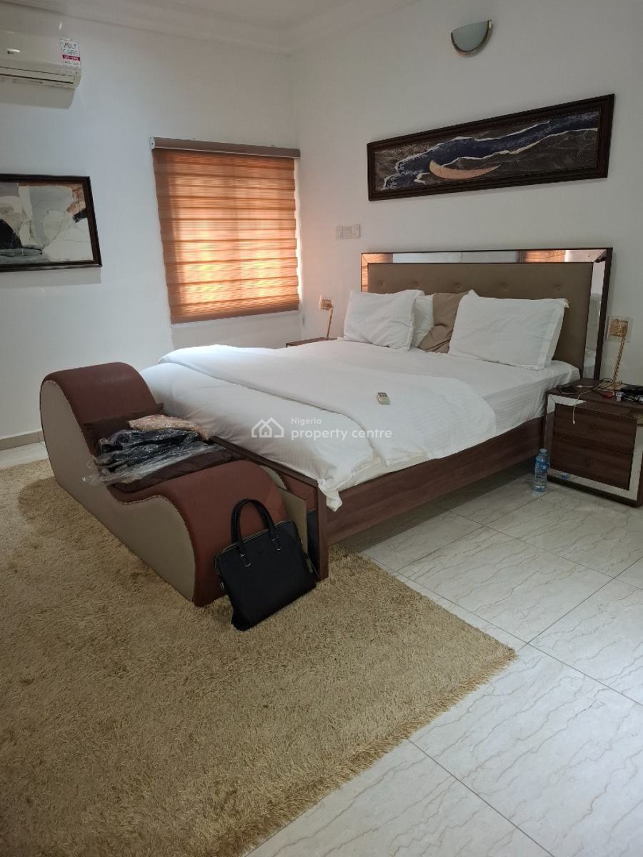 Serviced 3 Bedroom Apartment, Area 5, Garki, Abuja, Flat / Apartment for Rent