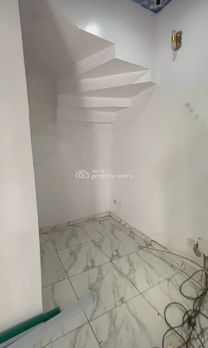 Spacious Studio Apartment with Open Plan Kitchen ( Video), Royal Pine Estate, Orchid Road, Lekki, Lagos, Self Contain (single Rooms) for Rent