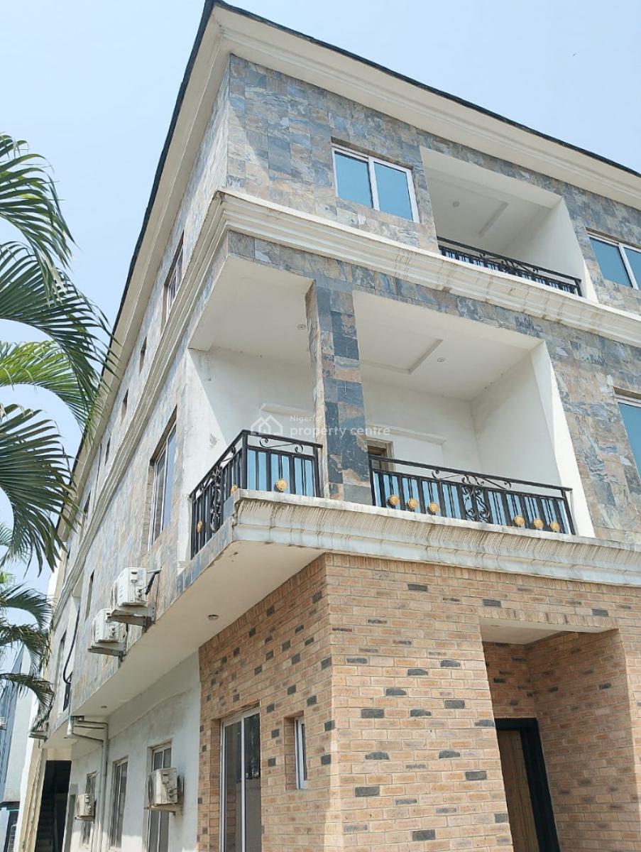Nice 5 Bedroom Detached House with 2 Bedroom and 2 Miniflat, Lekki Phase 1, Lekki, Lagos, Detached Duplex for Sale