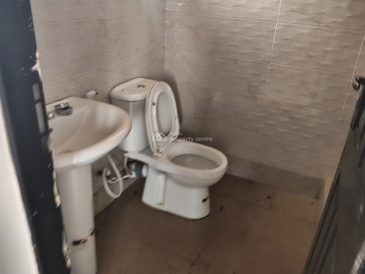 Luxury 2 Bedroom Ground Floor Front Flat, Glory Avenue Wema Estate Phase 2, Off Gbaga Road, Ikorodu, Lagos, Flat / Apartment for Rent