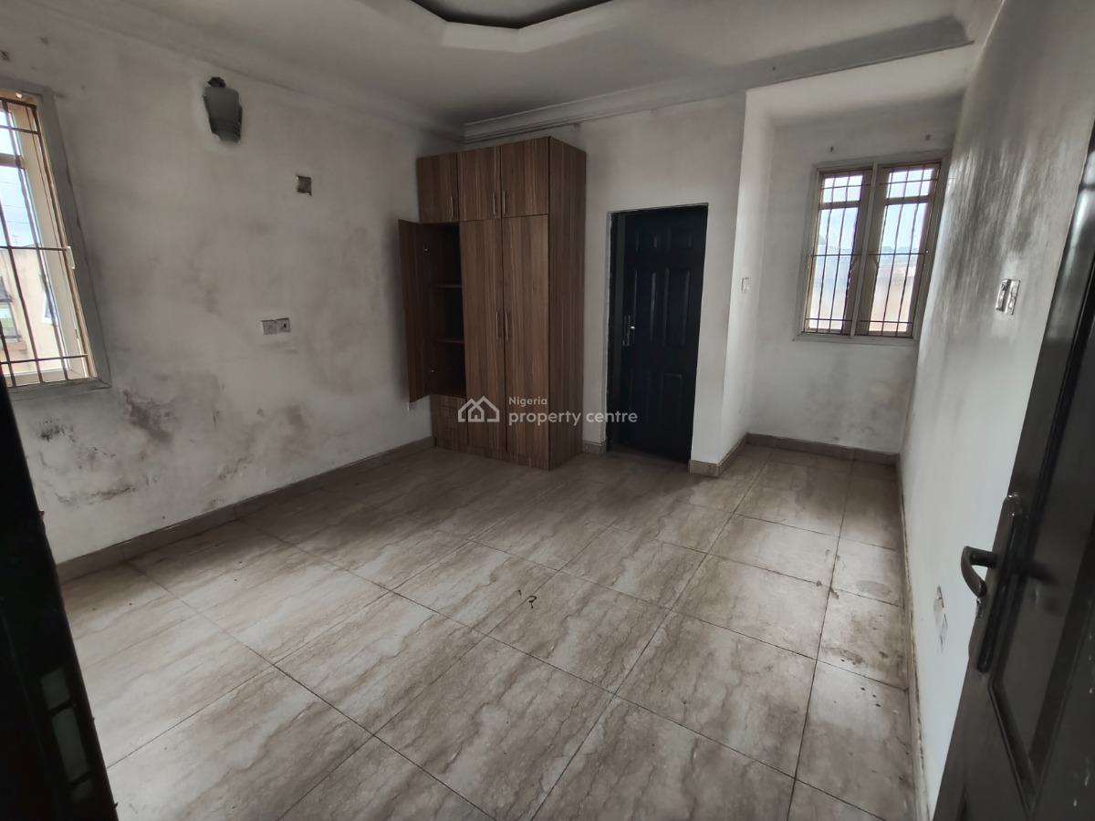 Luxury 2 Bedroom Ground Floor Front Flat, Glory Avenue Wema Estate Phase 2, Off Gbaga Road, Ikorodu, Lagos, Flat / Apartment for Rent