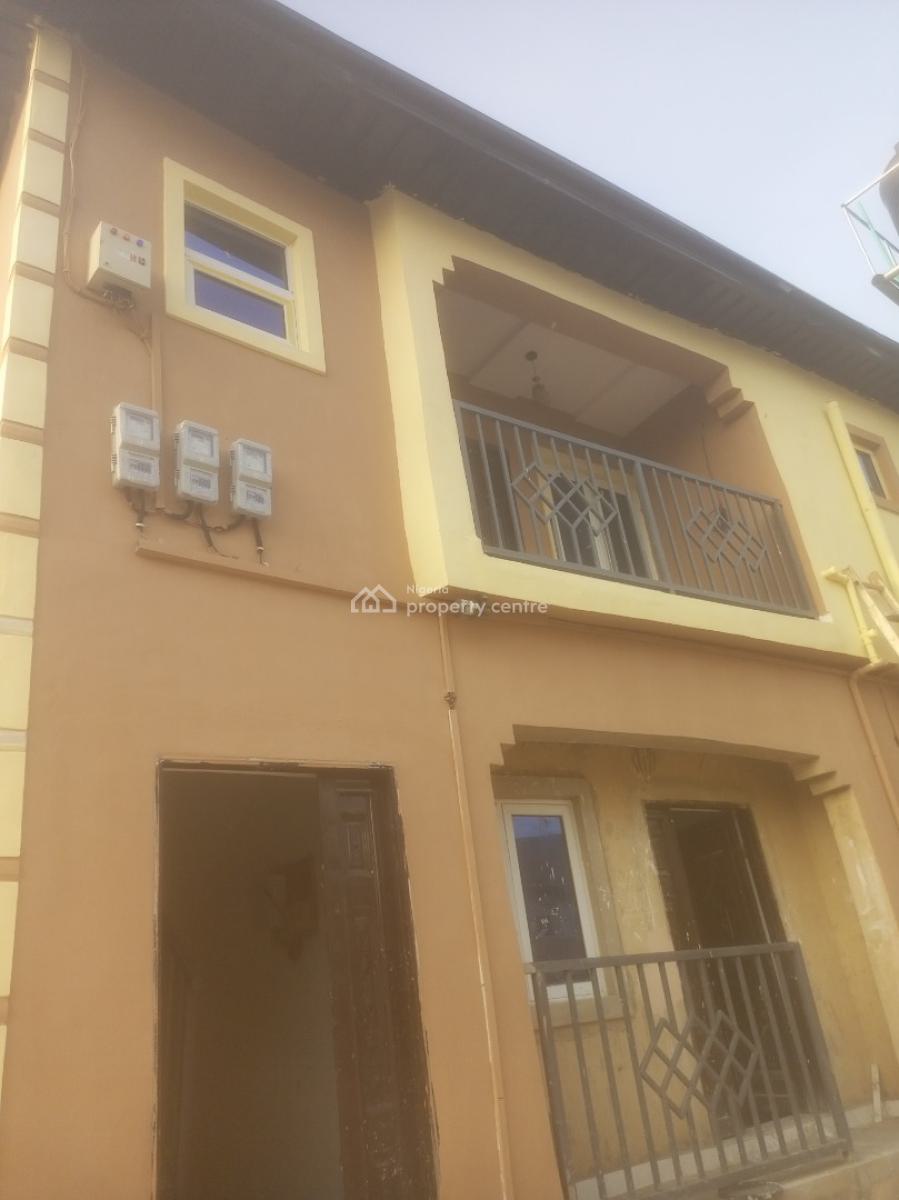Luxury Newly Built 2 Bedrooms Upstairs, Bucknor Estate, Isolo, Lagos, Flat / Apartment for Rent