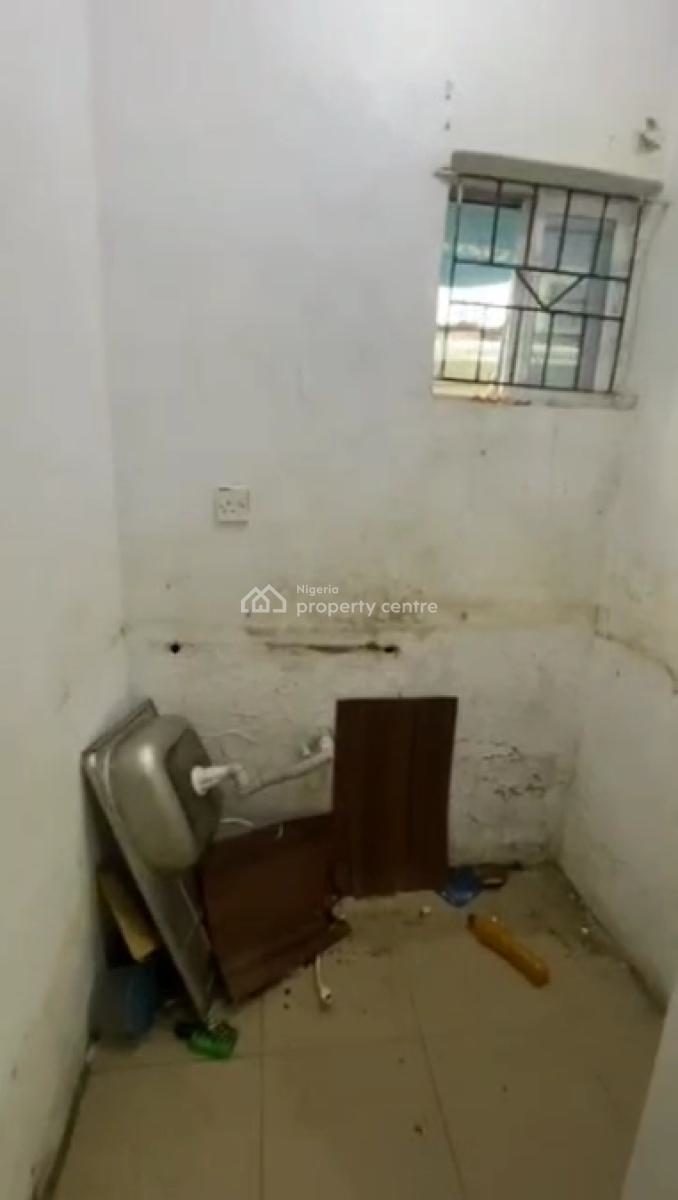 Executive, Very Decent and Spacious Groundfloor Room Self Contain, Off Market Street, Shomolu, Lagos, Self Contain (single Rooms) for Rent