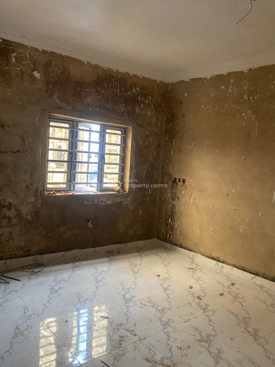 a Massive 2 Bedroom, Kilo, Surulere, Lagos, Flat / Apartment for Rent