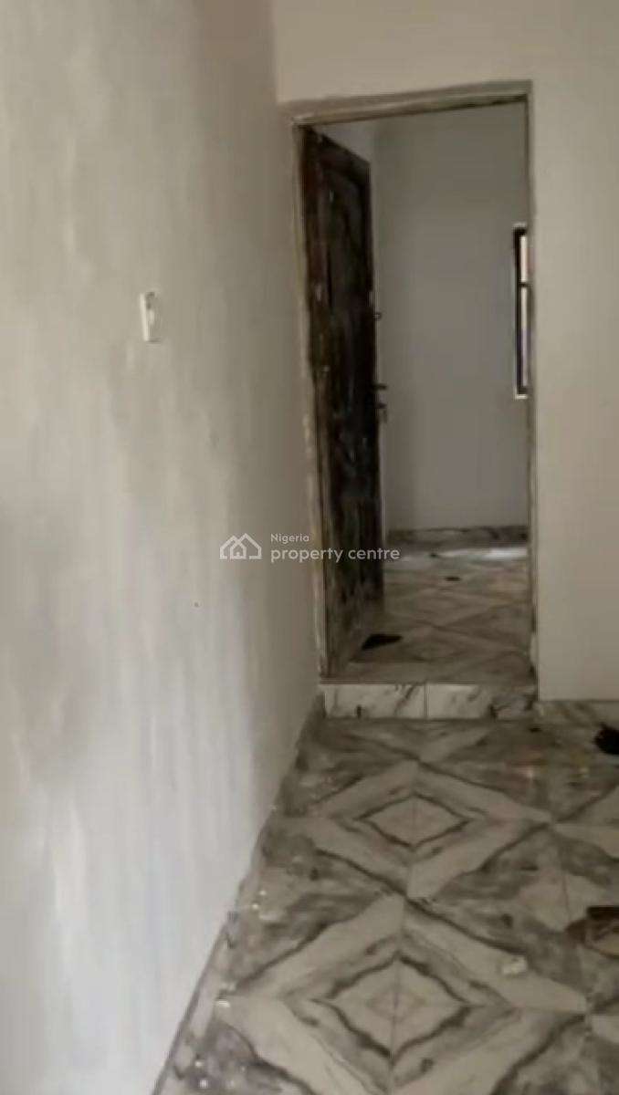 Executive, Very Decent and Spacious Ready to Move in Miniflat, Palmgrove, Palmgrove, Shomolu, Lagos, Mini Flat (room and Parlour) for Rent