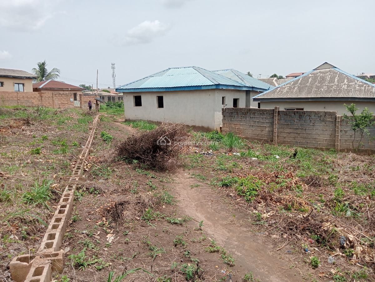 3 Bedroom Bungalow and 1 Bedroom Bungalow in The Same Premises, Off Prince Olarewaju Oladipupo Estate Rd Off Ajegunle Road Igbo Ogijo, Ita Oluwo, Ikorodu, Lagos, Detached Bungalow for Sale