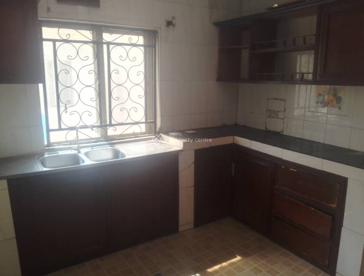 Standard 2 Bedroom Flat, 6th Avenue, Gwarinpa, Abuja, Flat / Apartment for Rent