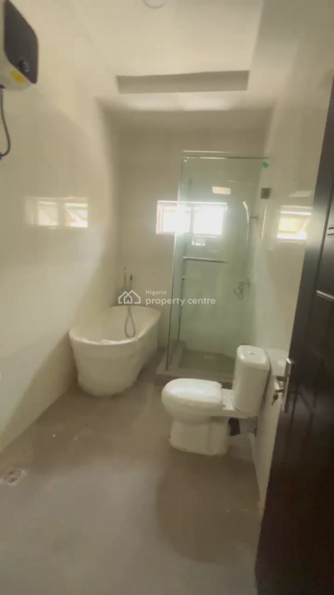 Spacious 3 Bedroom Massionatte House, Nike Art Gallery, Ikate, Lekki, Lagos, House for Rent