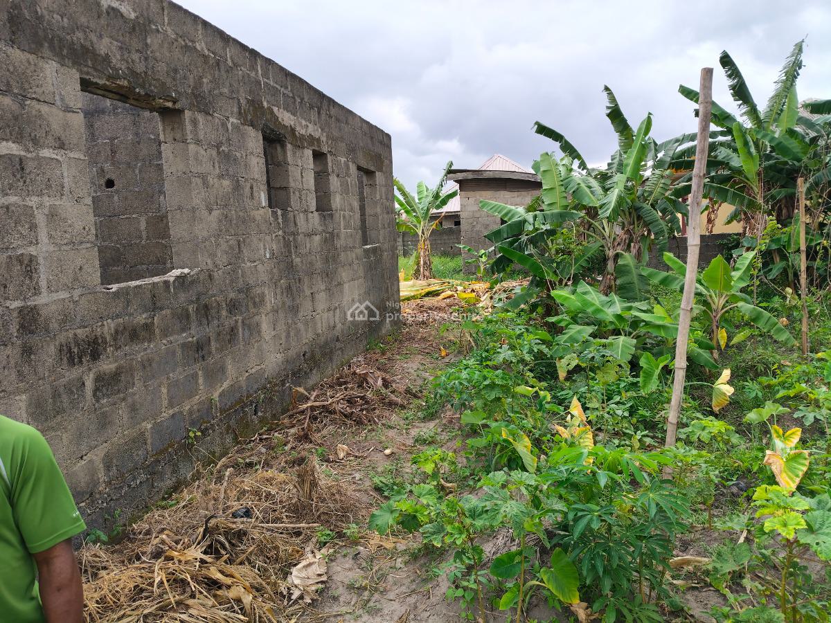 2 Units of 3 Bedroom Bungalow on 682sqm Land, Segun Olaogun Street Off Baiyeku Igbogbo Road By Lagos Housing Estate, Igbogbo, Ikorodu, Lagos, House for Sale