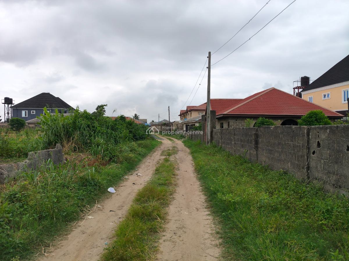2 Units of 3 Bedroom Bungalow on 682sqm Land, Segun Olaogun Street Off Baiyeku Igbogbo Road By Lagos Housing Estate, Igbogbo, Ikorodu, Lagos, House for Sale
