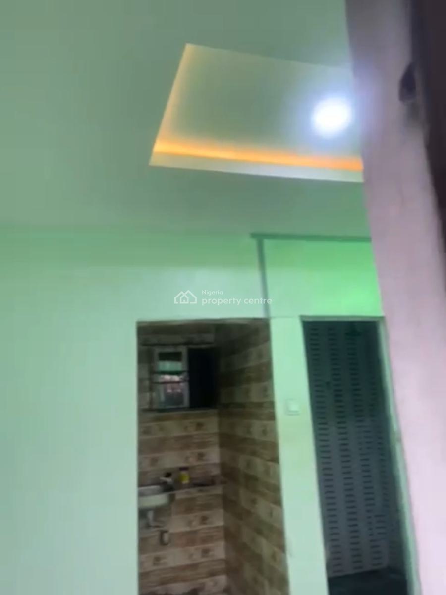 Specious and Very Decent Self-contain, Akanni Close, Iwaya, Yaba, Lagos, Self Contain (single Rooms) for Rent