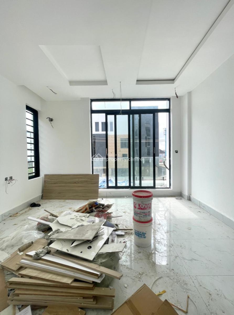 2 Bedroom Fully Serviced Apartment, Lekki Phase 1, Lekki, Lagos, Flat / Apartment for Sale