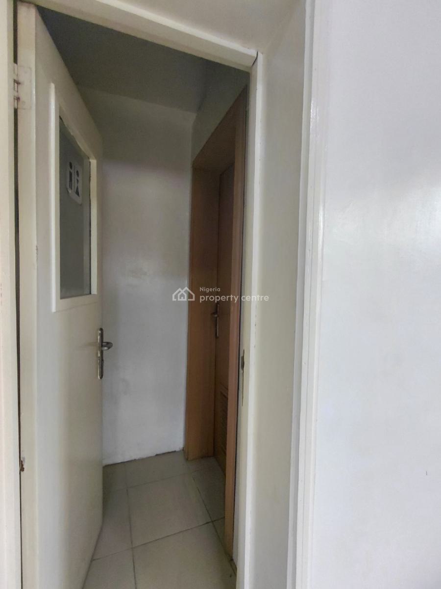 3 Rooms Office Space with Reception/pause Area, Lekki Phase 1, Lekki, Lagos, Office Space for Rent